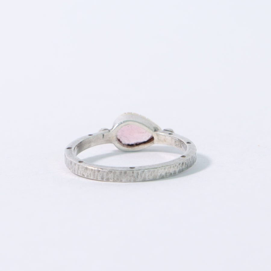 "Hold me" pink Tourmaline ring