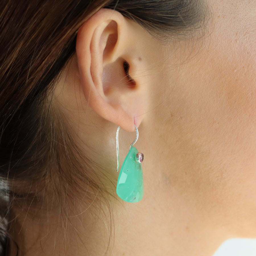 Chrysoprase inlaid earrings with Pink Tourmaline