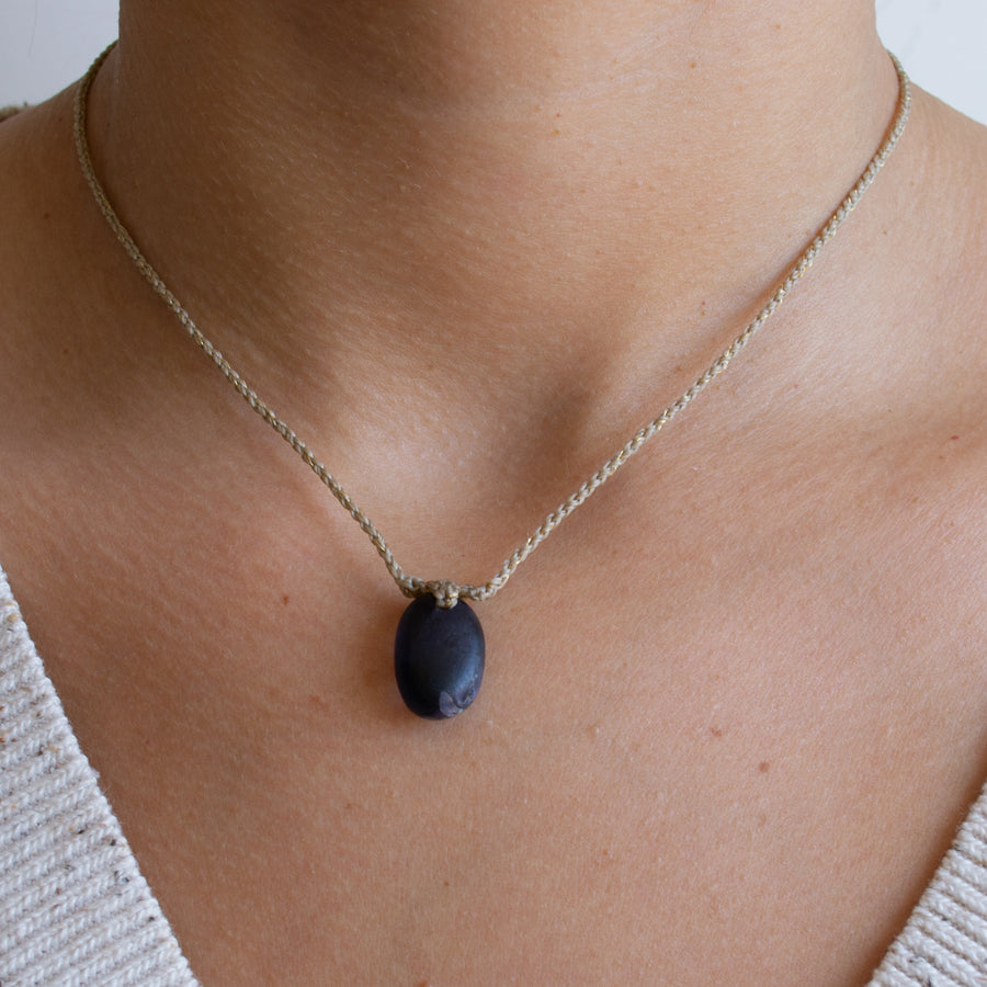 Iolite pebble necklace