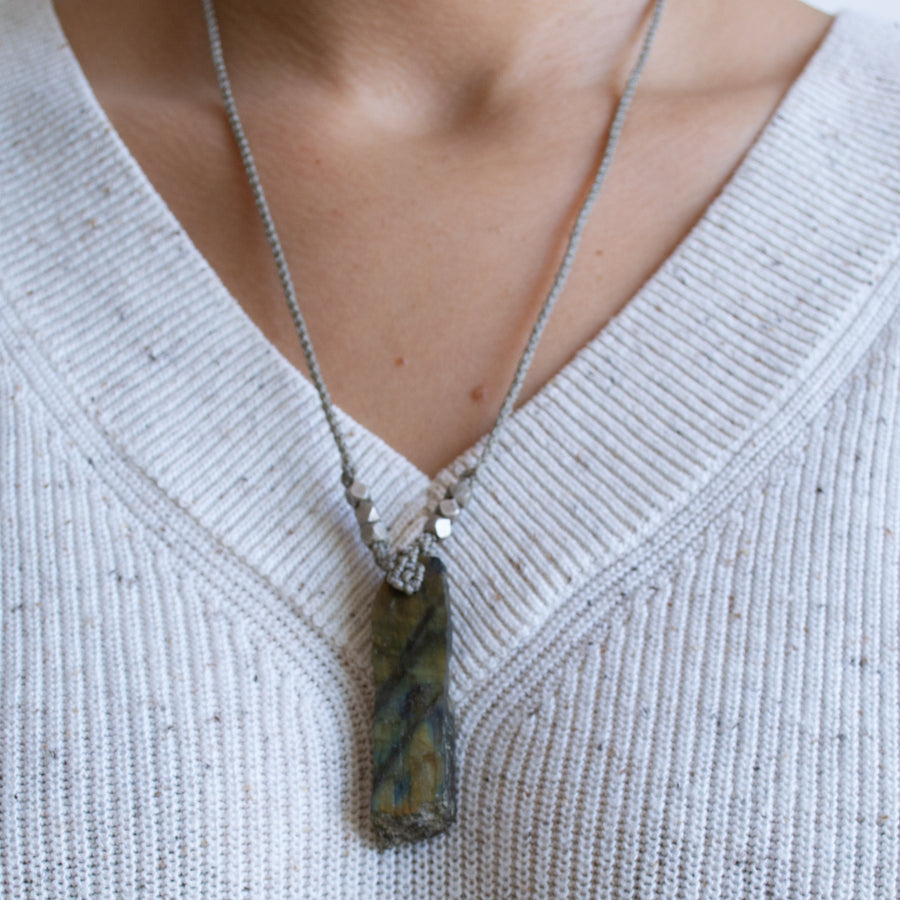 Natural Labradorite Necklace Pendant Crystal Healing Stone Natural Men  Womem | eBay