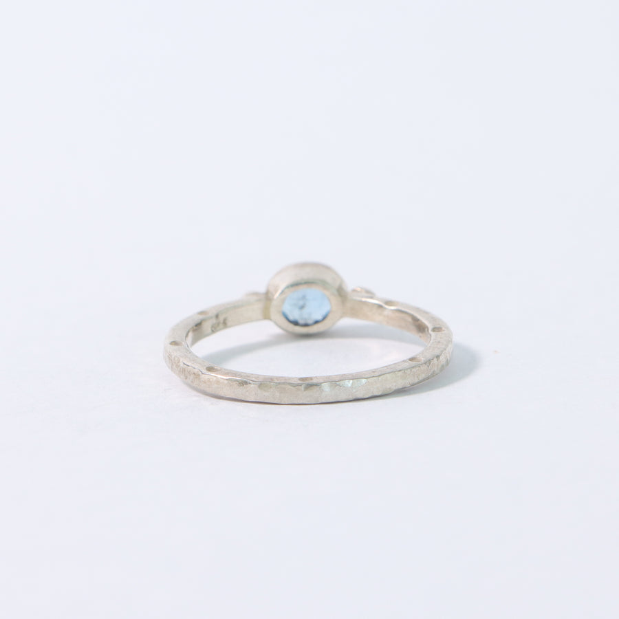 Classic Aquamarine ring